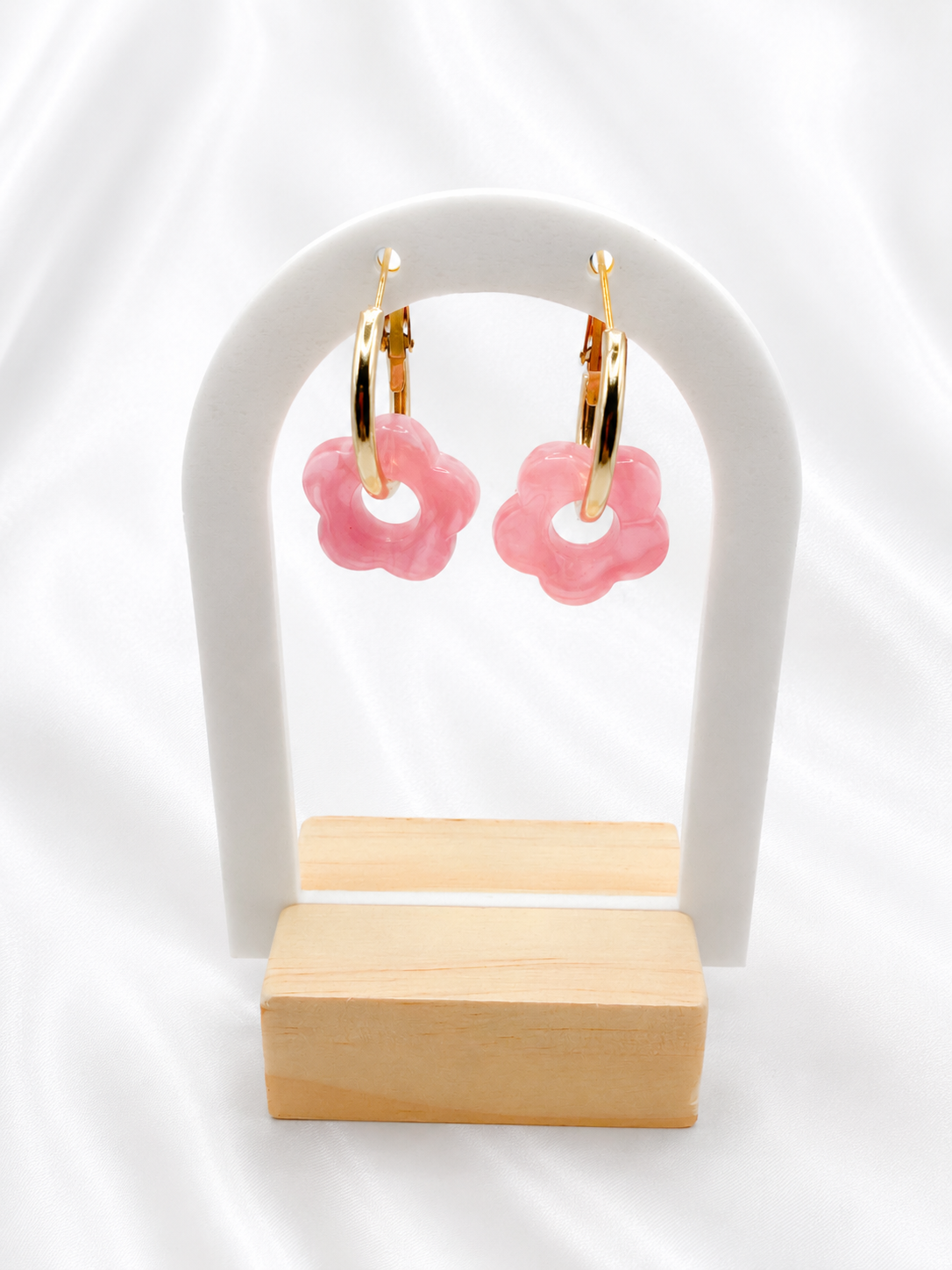 Boucle d’oreille à fleur