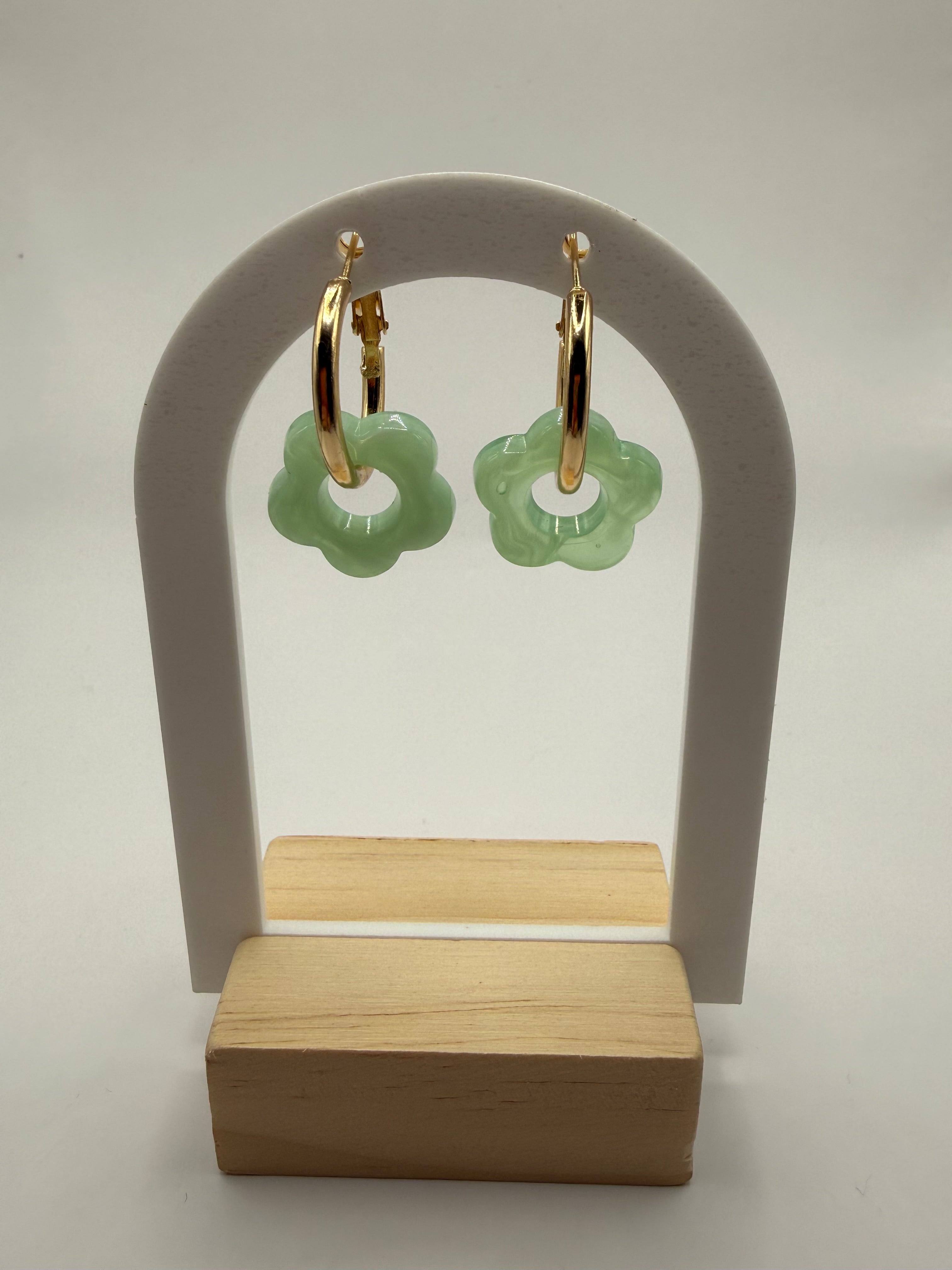 Boucles d’oreilles à fleurs - vert clair