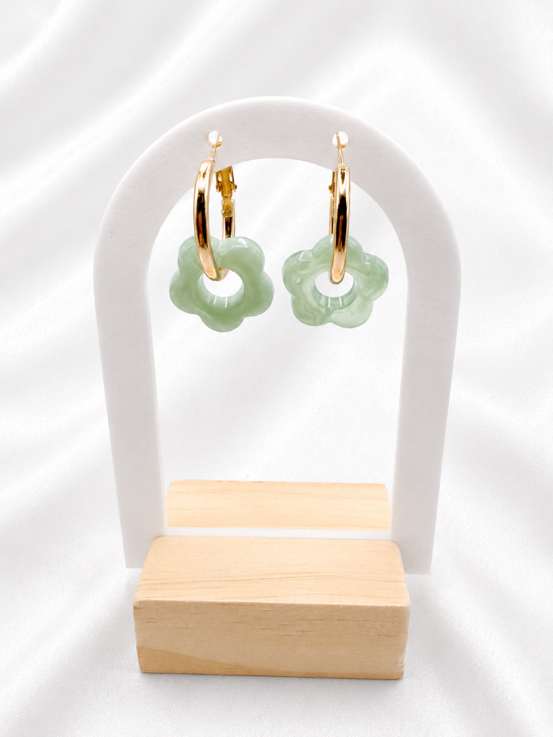 Boucle d’oreille à fleur