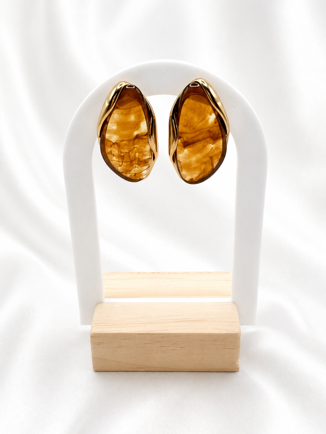 Boucle d’oreille en résine